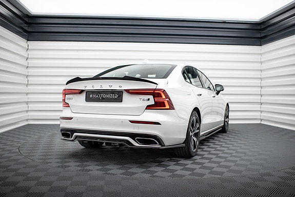 Volvo S60 MK3 Takakontin lippa Maxton Design