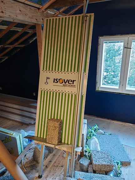 Isover leikkuupöytä