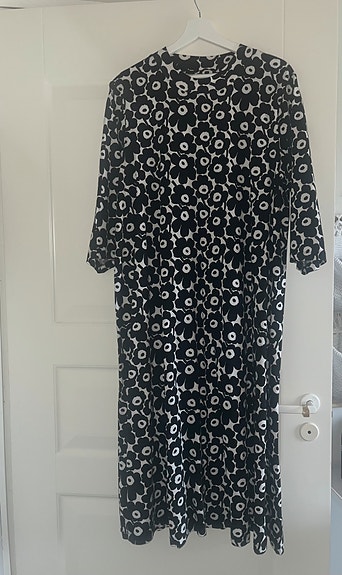Unikko mekko