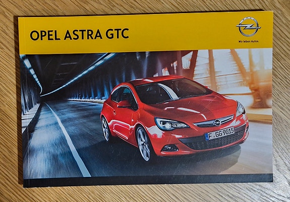 Opel Astra GTC -esite 2013