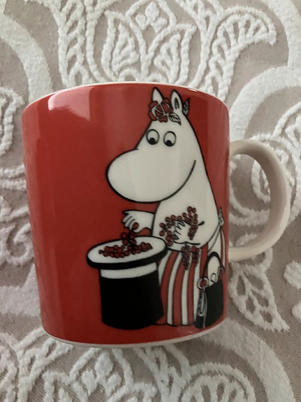 Muumimuki Muumimamma Ja marjat