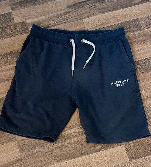 Altitude 8848 miesten shortsit koko M