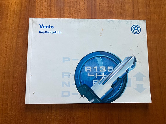 volkswagen vento käyttöohjekirja