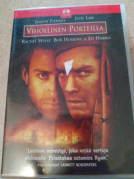 Vihollinen porteilla