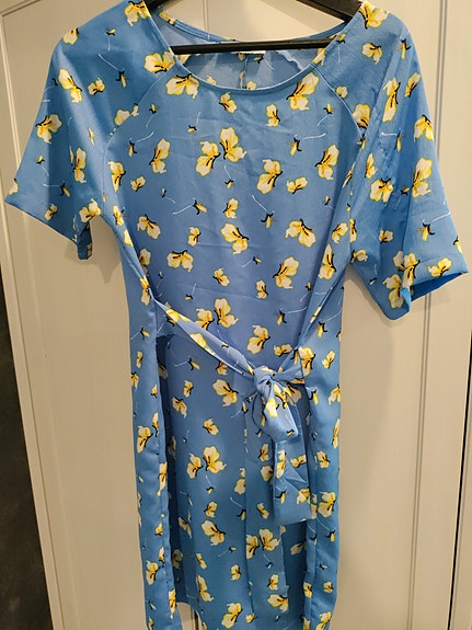 Kukallinen mekko / tunika S