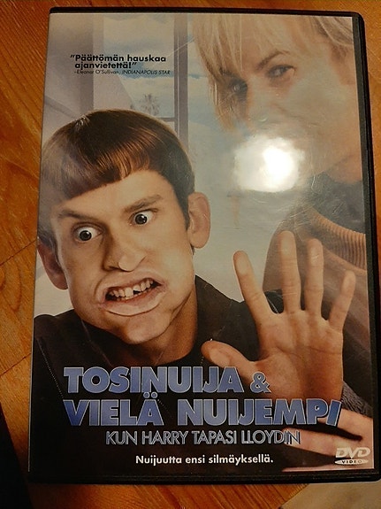 Tosinuija & vielä nuijempi DVD