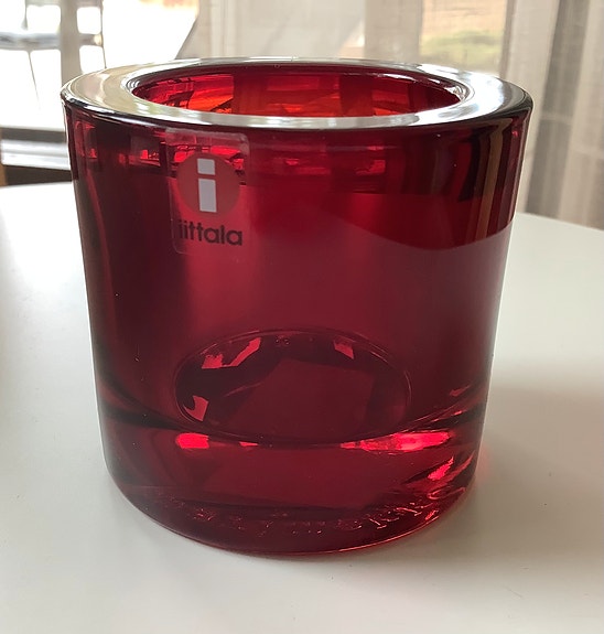 Kivi-tuikku, Marimekko, I i t t a l a