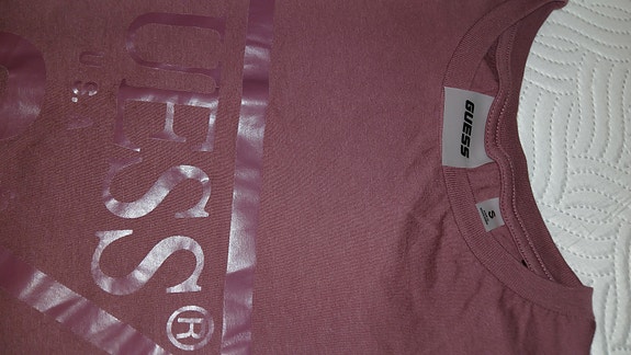 Guess paita