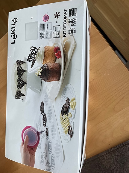 Product image 1 of 2