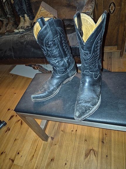 Sendra bootsit koko 41eur