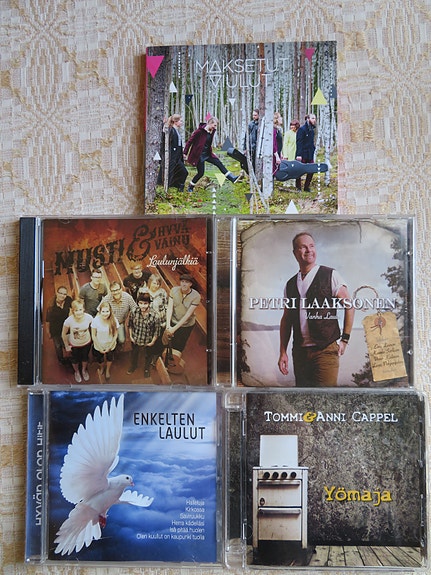 CD-levyjä