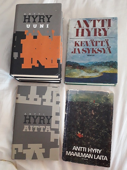 Hyry Antti kirjoja