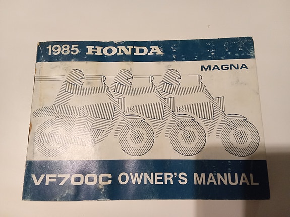 Honda VF700C Magna Owner's Manual 1985