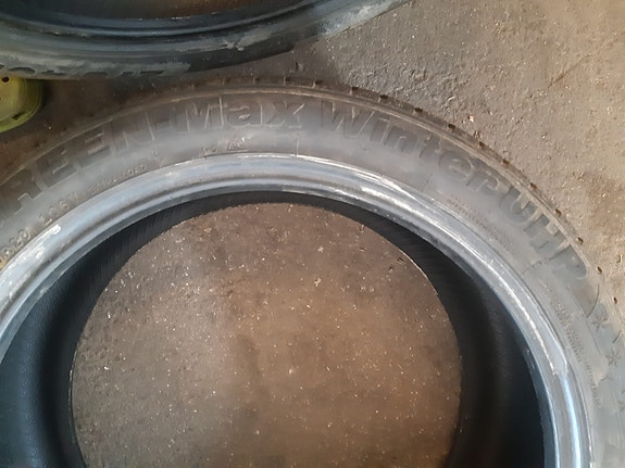 275/40R20 106V Green-Max Winter UHP Linglong