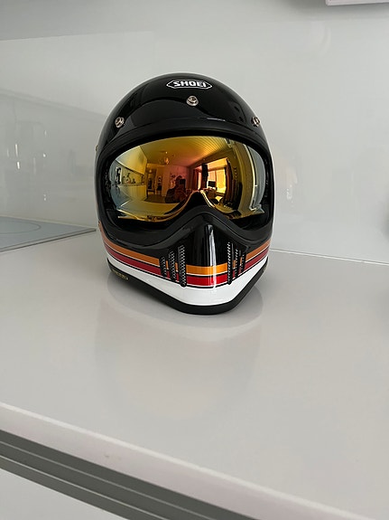 Shoei Retro MP kypärä