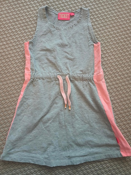 Ticket, mekko, 122