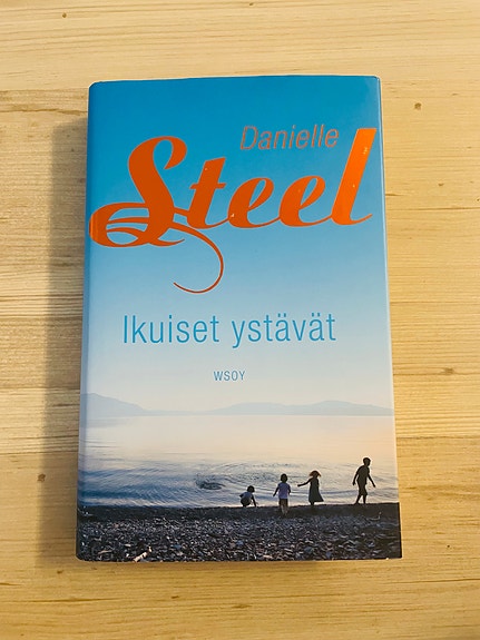 Ikuiset ystävät - Danielle Steel