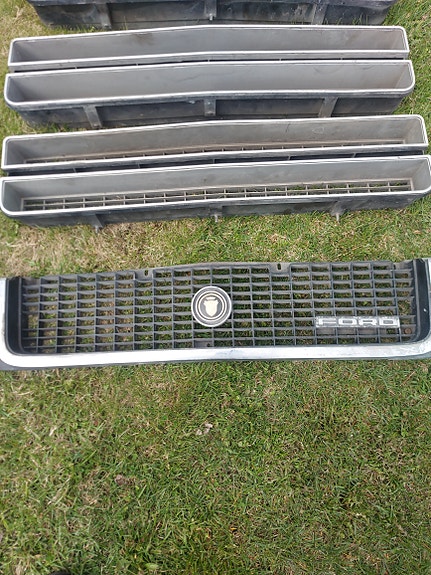 Ford Granada ja Taunus osia