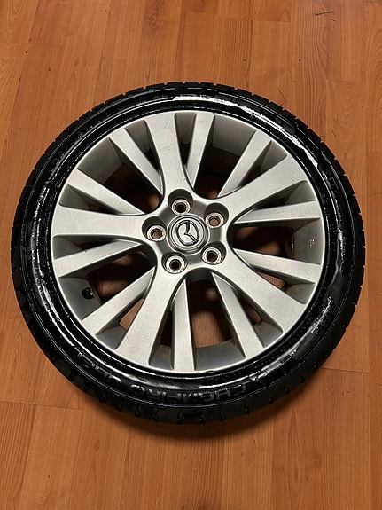 Mazda 17” aluvanne kesärenkaalla