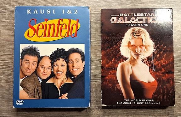 Seinfeld Kausi 1 & 2 | Battlestar Galactica Kausi 1 | DVD:t
