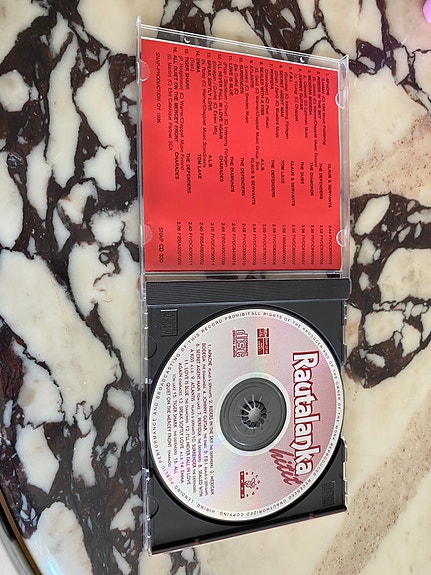 Product image 3 of 3