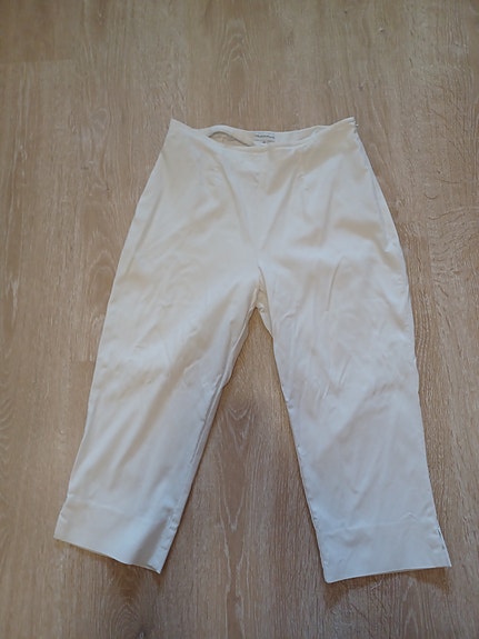 Valkoiset shortsit