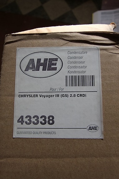 Chrysler voyager III (gs) 2.8 crdi ilmastoinnin lauhdutin