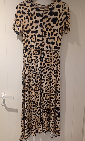 Mango leopardi-mekko