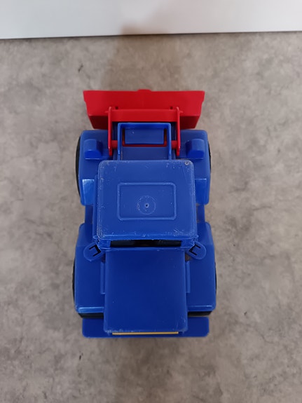 Product image 8 of 9