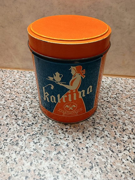 Katriina kahvipurkki