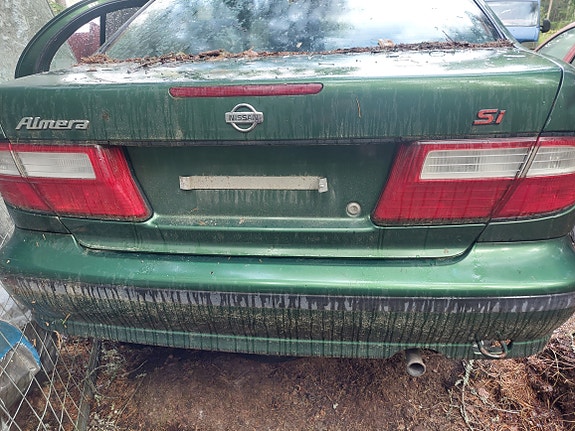 Nissan Almera 1.6 vm 99 osia