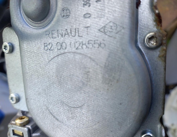 Renault Megane I 95-03 takalasinpyyhkijän moottori
