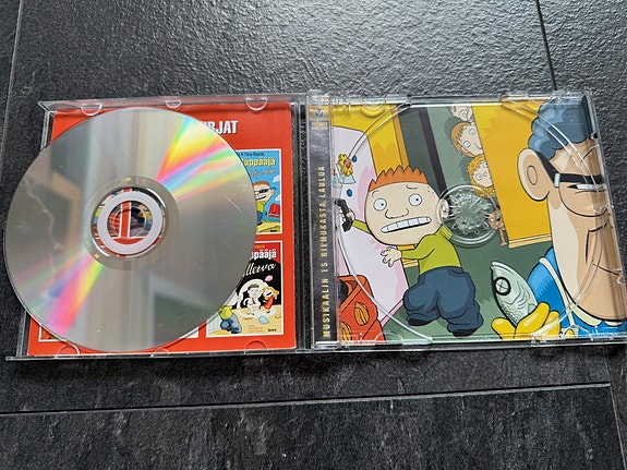 Product image 3 of 3