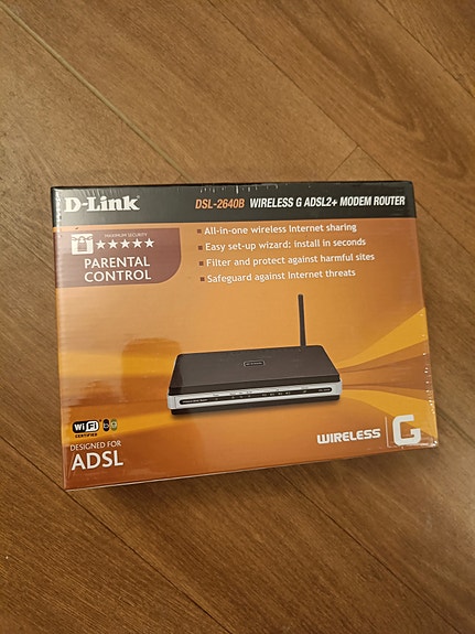 D-Link DSL-2640B modeemi + reititin