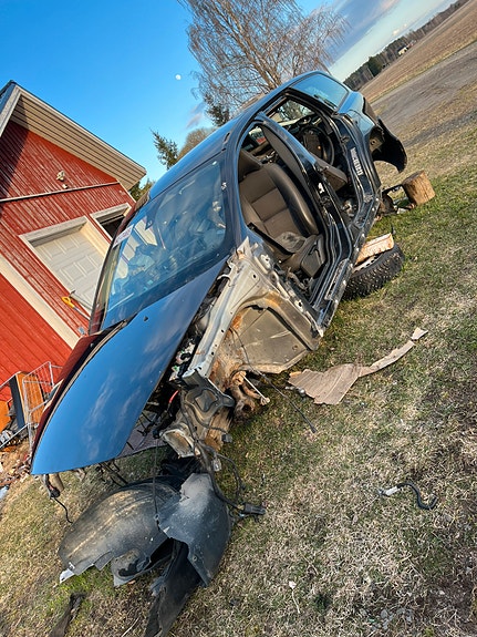 Volvo v50 1.6diesel 291tkm Viinijärvi loput osat halvalla pilkkahinnoin