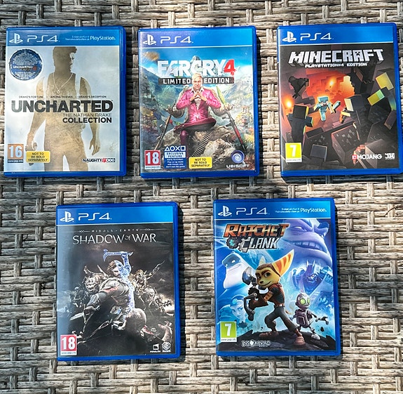 Playstation 4 -pelejä