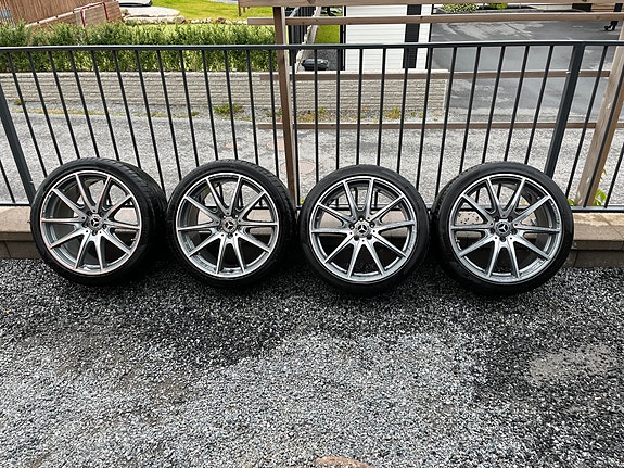 Mercedes-Benz AMG vanteet 20”