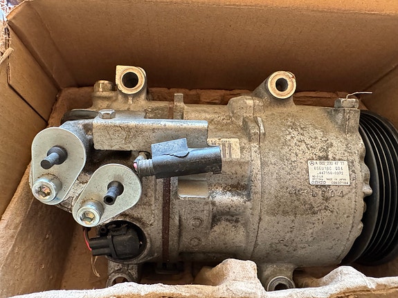 Mercedes Benz A sarjan (W169) ilmastoinnin kompressori