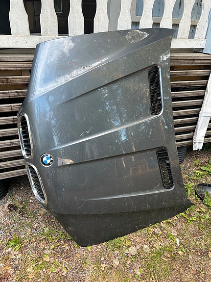 BMW X5 E53 konepelti