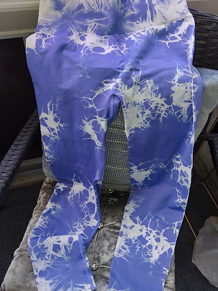 Leggingsit ( en käytä tori diiliä )