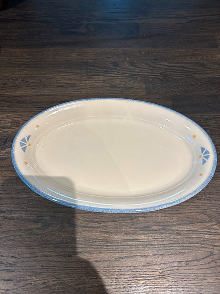 Pentik tarjoiluvati, 28 cm