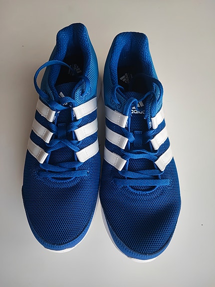 Kahdet uudet Adidas lenkkarit 41 1/3 ja 42 2/3
