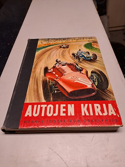 Vanha autojen kirja vuodelta 1958
