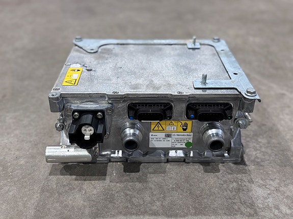 Mercedes benz hybridi ohjainboxi