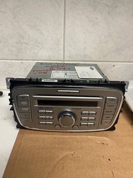 Ford mondeo mk4 radio