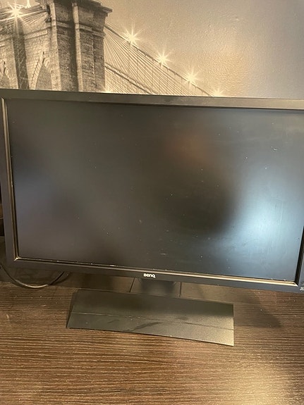 BENQ pelinäyttö
