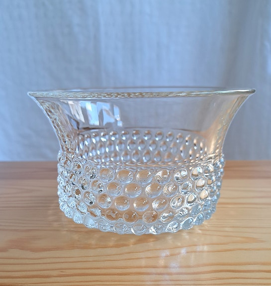 Saara Hopea Näppylä-kulho, kork. 8,5 cm
