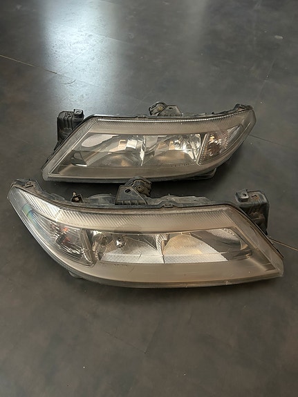 Renault Laguna Xenonumpiot