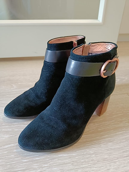 Ted Baker nilkkurit koko 36