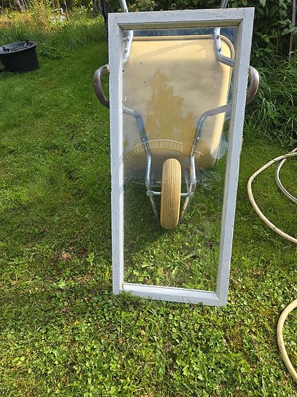 Valkoinen vanha ikkuna 52cm x 117,5cm